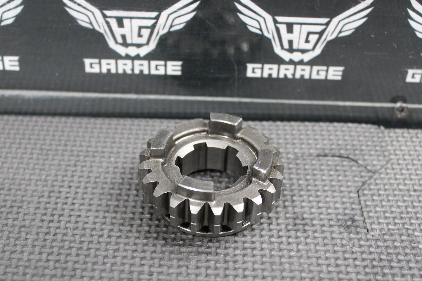 1999 HONDA CR500R OEM TRANSMISSION COUNTERSHAFT 4TH GEAR 21T GEAR 23471 - ML3 - 670 - hggarage