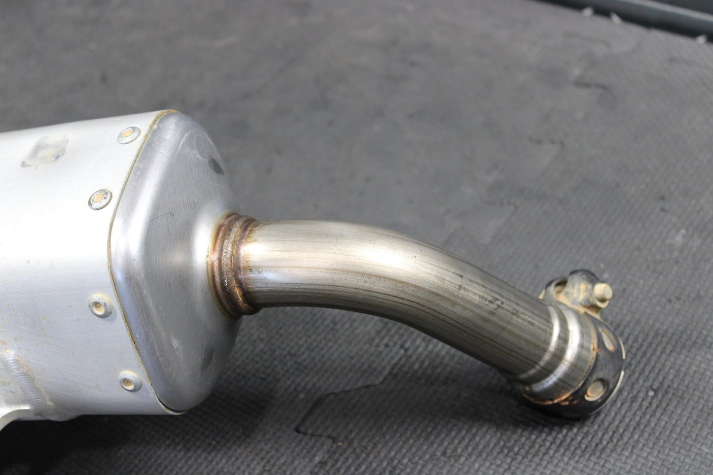 2016 HONDA CRF250R OEM LEFT MUFFLER EXHAUST SILENCER SLIP ON PIPE 18410 - KRN - 407 - hggarage