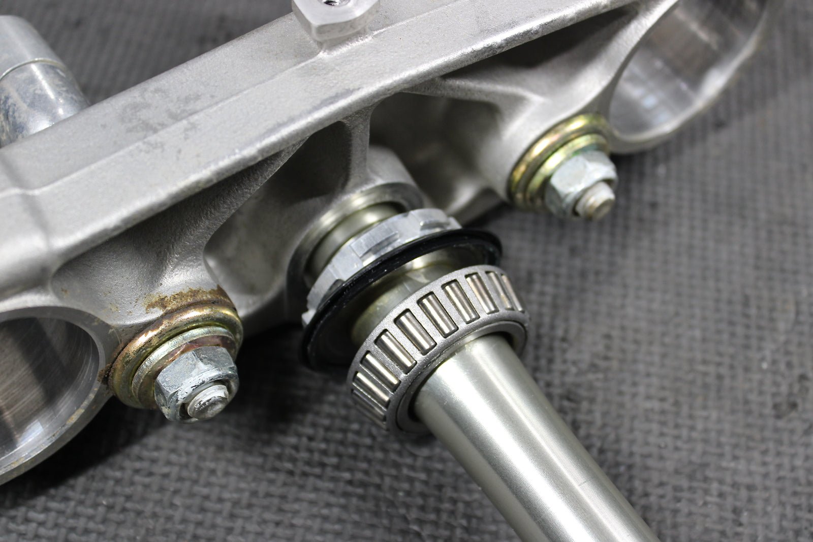 2003 Honda CRF450R OEM Front Forks Lower Upper Triple Tree Stem - hggarage