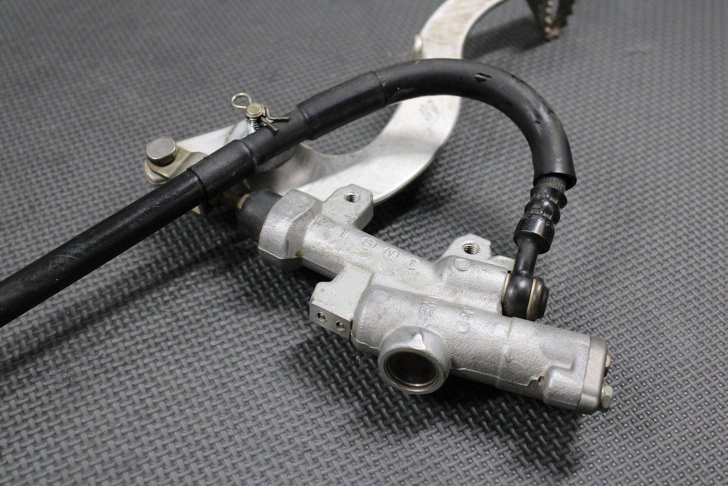 2019 YAMAHA 15 - 21 WR250F YZ250FX OEM NISSIN REAR BACK BRAKE MASTER CALIPER LEVER - hggarage