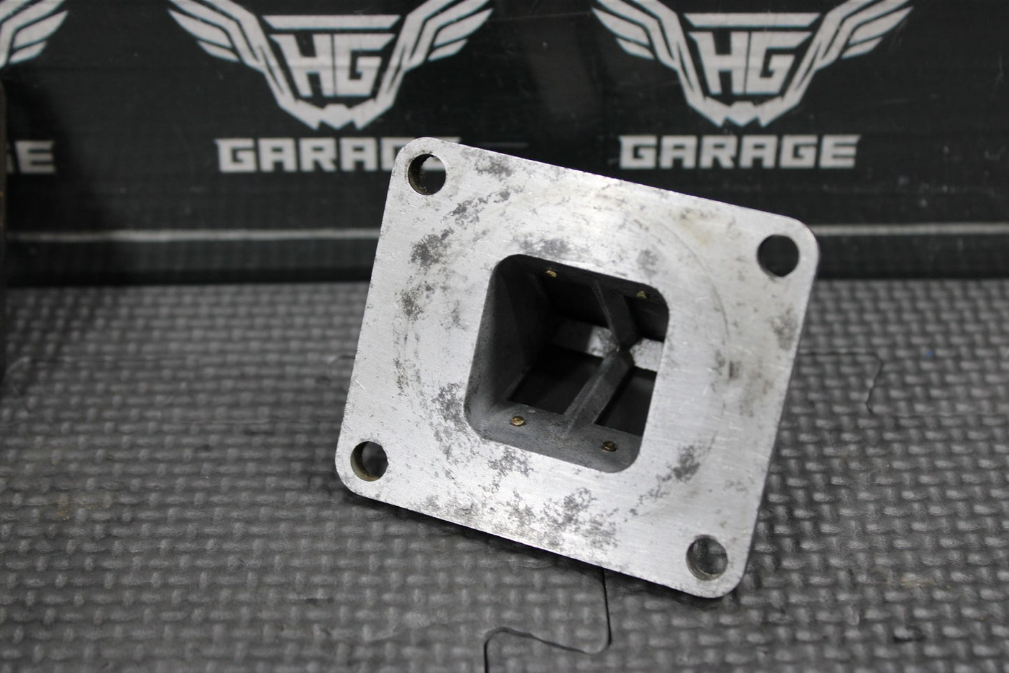 1997 YAMAHA 90 - 00 RT100 OEM INTAKE REED BLOCK ASSEMBLY 53V - 13610 - 00 - 00 - hggarage