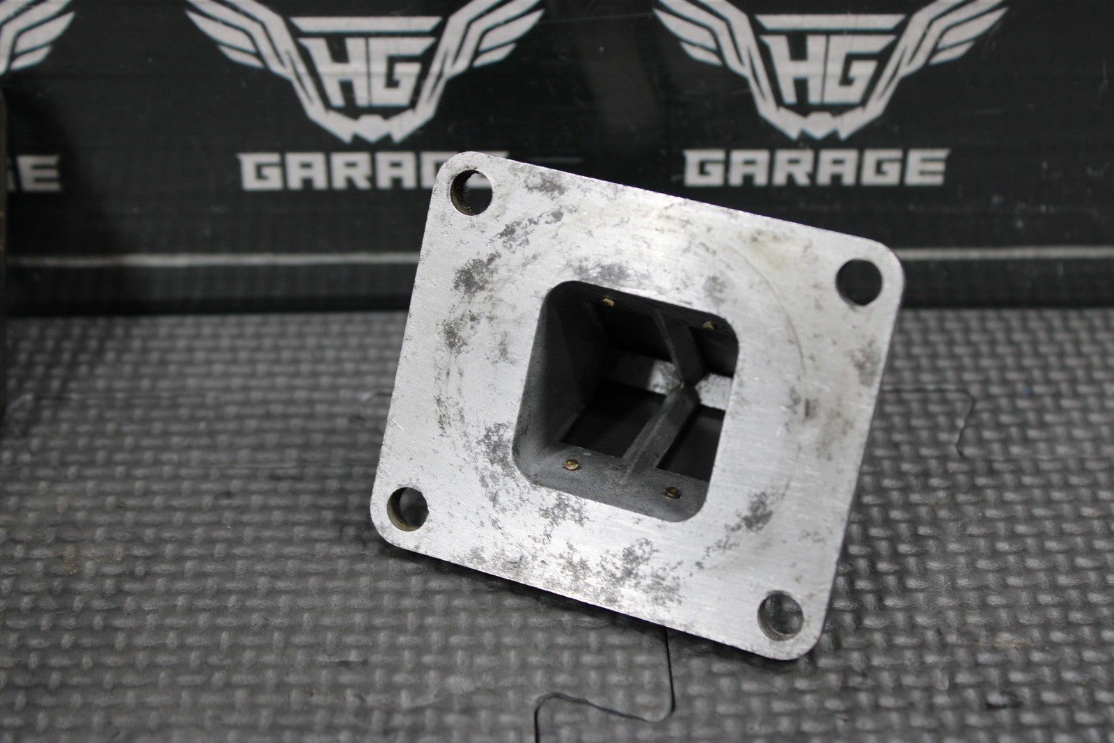 1997 YAMAHA 90 - 00 RT100 OEM INTAKE REED BLOCK ASSEMBLY 53V - 13610 - 00 - 00 - hggarage
