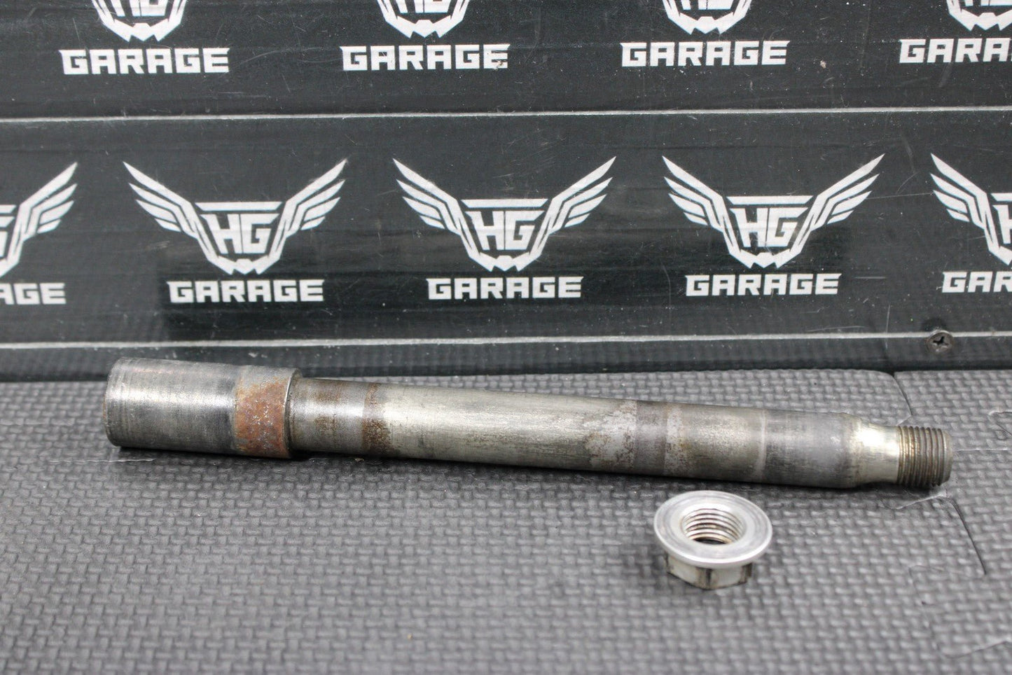 2007 HONDA 04 - 22 CRF450R OEM FRONT WHEEL RIM AXLE PIVOT BOLT 44301 - MEN - 000 - hggarage