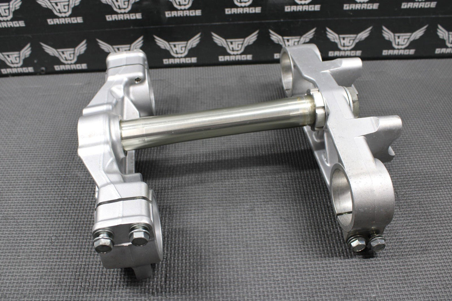 1998 SUZUKI 97 - 98 RM125 RM250 OEM FRONT FORKS LOWER UPPER TRIPLE TREE STEM CLAMP - hggarage