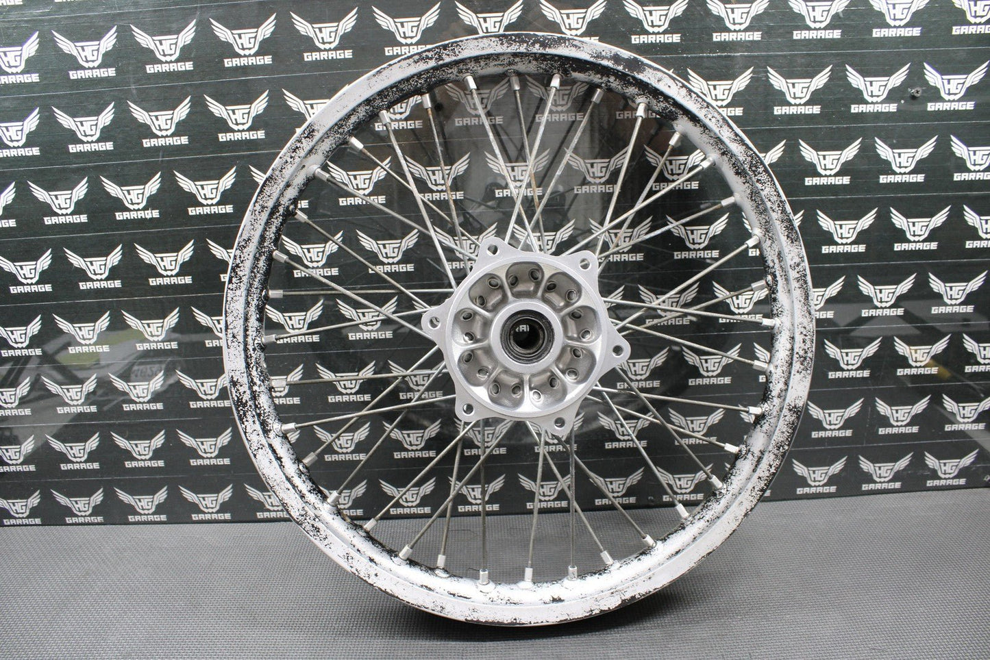 1999 SUZUKI 96 - 99 RM125 OEM 19" x 1.85" REAR BACK WHEEL RIM HUB 64111 - 43D00 - hggarage