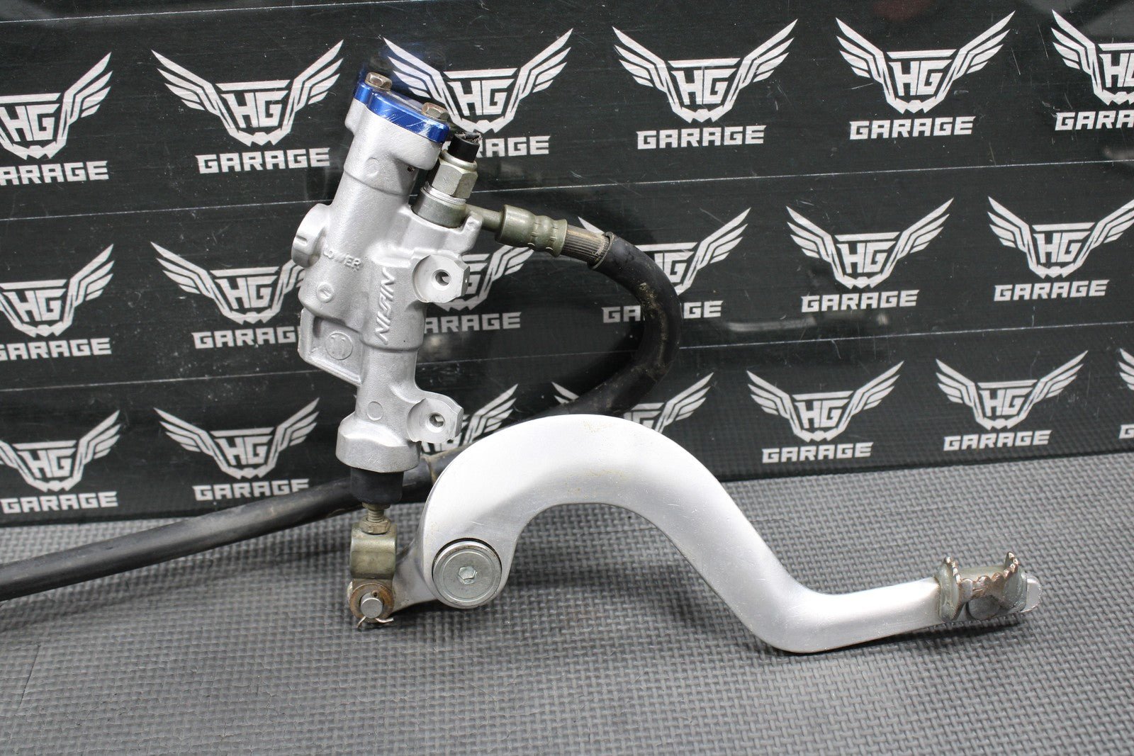 2009 YAMAHA YZ450F OEM NISSIN REAR BACK BRAKE CALIPER MASTER CYLINDER LEVER LINE - hggarage
