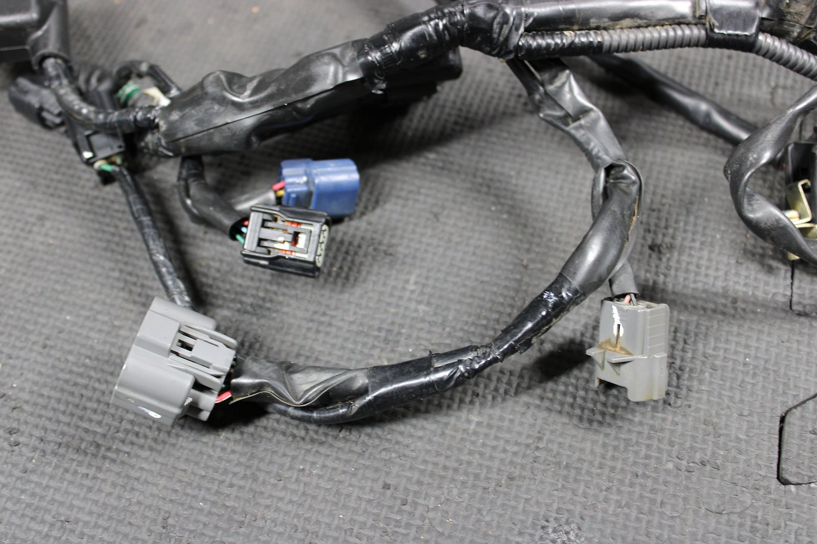 2019 HONDA CRF250R OEM MAIN ENGINE WIRING HARNESS MOTOR WIRE LOOM 32100 - K95 - A40 - hggarage