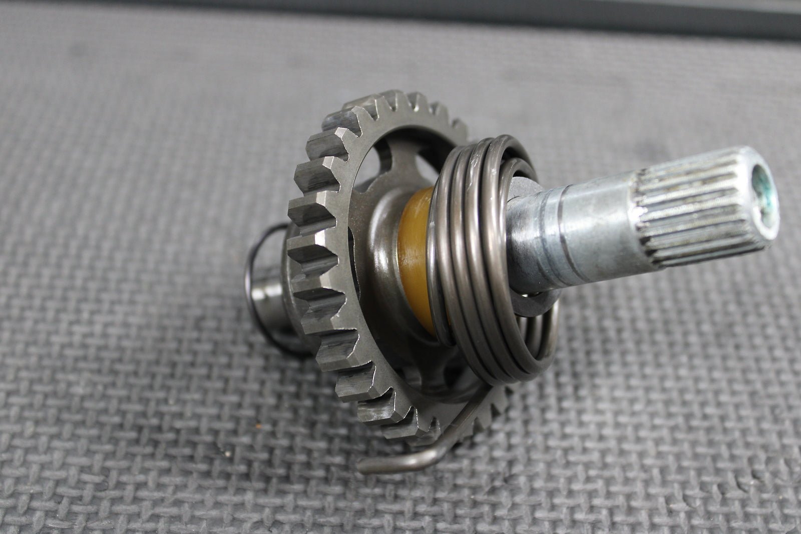 1986 Honda CR125R OEM Kickstart Kick Start Shaft W Idler Gear 28230 - KS6 - 000 - hggarage