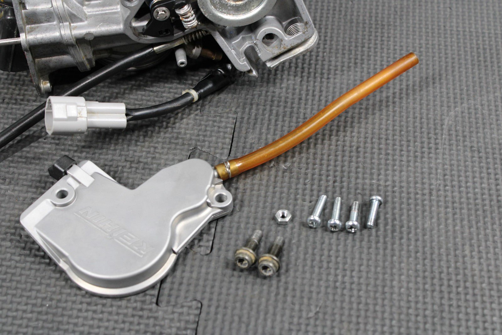 2006 YAMAHA YZ250F OEM KEIHIN CARB CARBURETOR 5XC - 14101 - 90 - 00 READ DESC! - hggarage