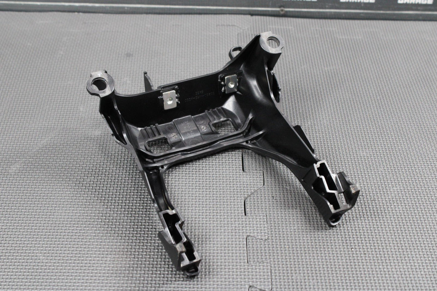 2019 HONDA CRF450RX OEM SEAT SADDLE BASE SUPPORT PLASTIC 50250 - MKE - A00 - hggarage
