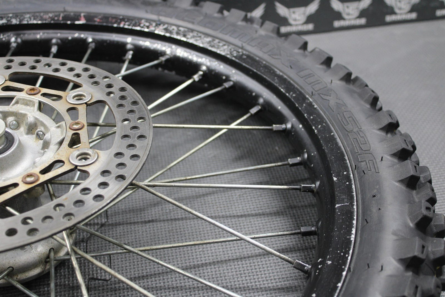 2005 YAMAHA 02 - 05 YZ125 YZ250 OEM EXCEL FRONT WHEEL RIM HUB TIRE 5NY - 25111 - 00 - 00 - hggarage