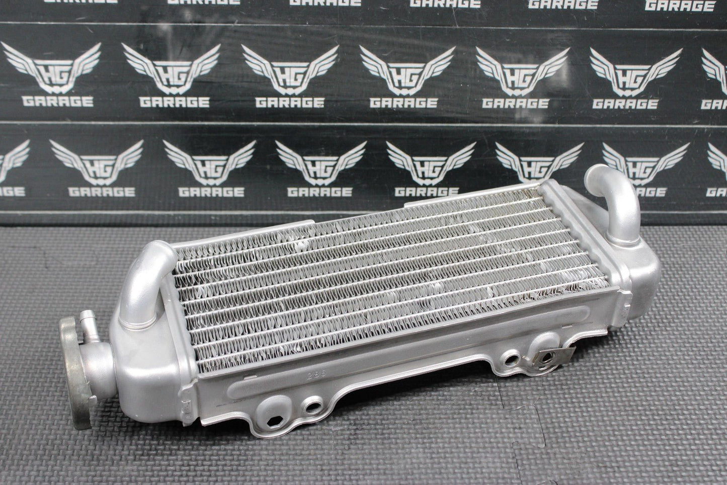 2000 KTM 250 EXC OEM LEFT ENGINE MOTOR COOLING COOLER RADIATOR - hggarage