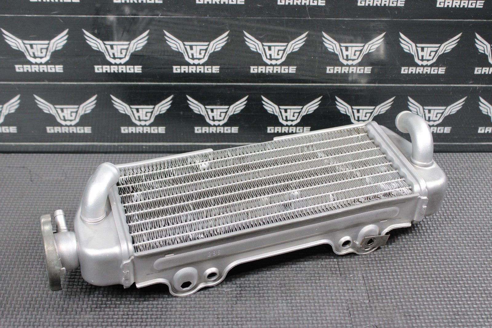 2000 KTM 250 EXC OEM LEFT ENGINE MOTOR COOLING COOLER RADIATOR - hggarage