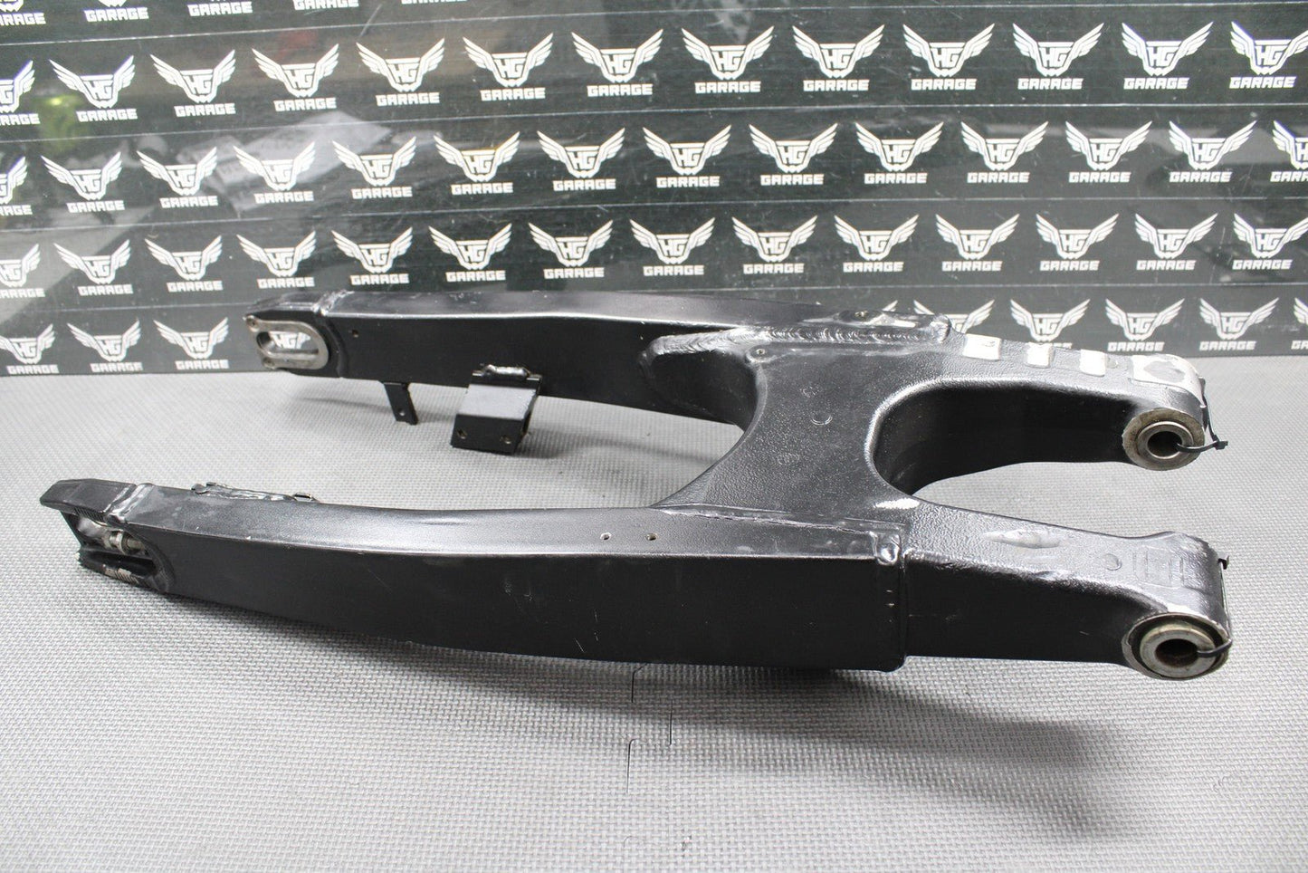 2003 SUZUKI RM125 RM250 K3 OEM SWINGARM SWING ARM REAR SUSPENSION 61000 - 37F10 - hggarage