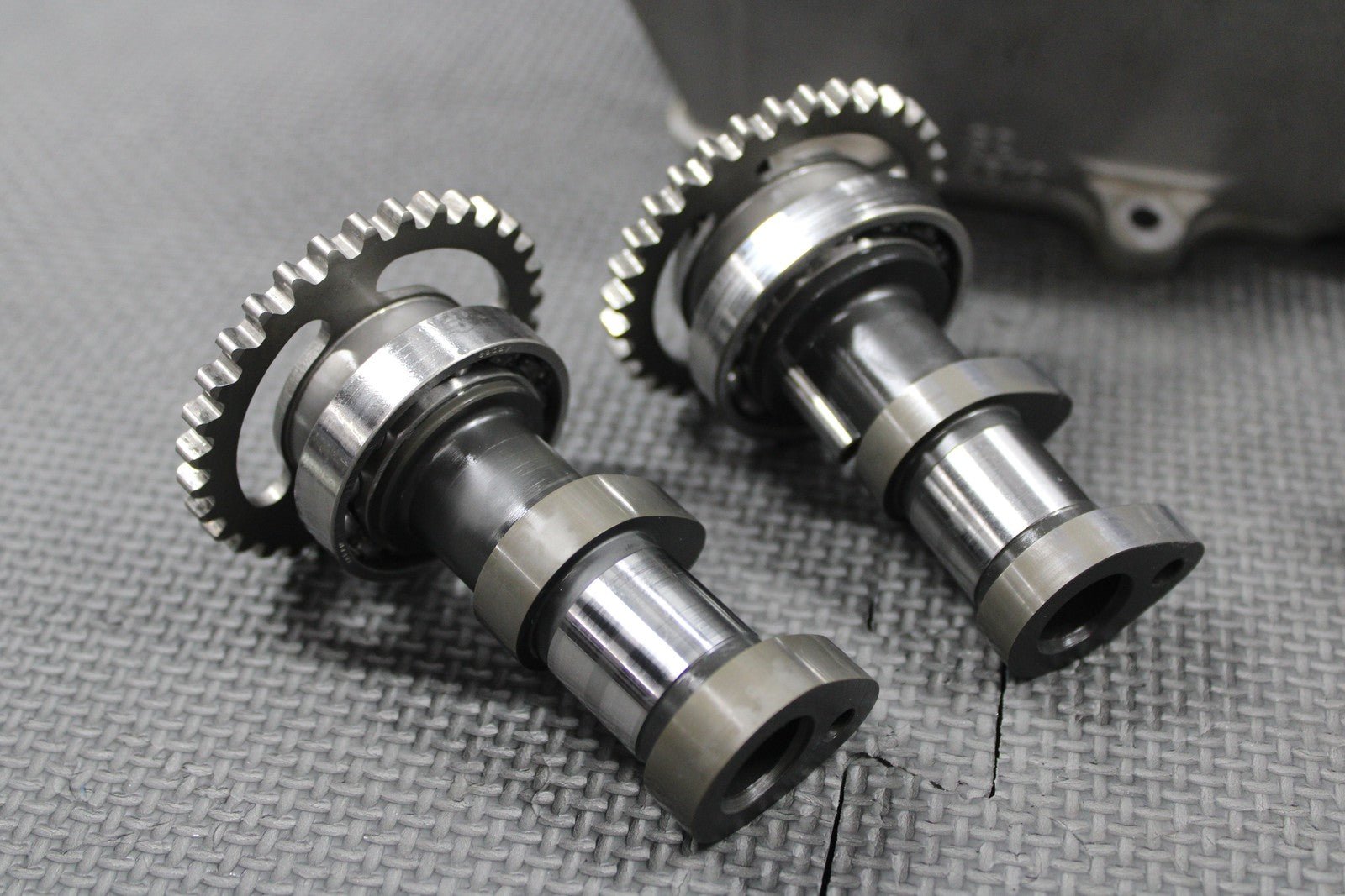 2019 SUZUKI 19 - 25 RMZ250 OEM CYLINDER HEAD VALVES CAMSHAFTS 11100 - 46K00 MINT! - hggarage