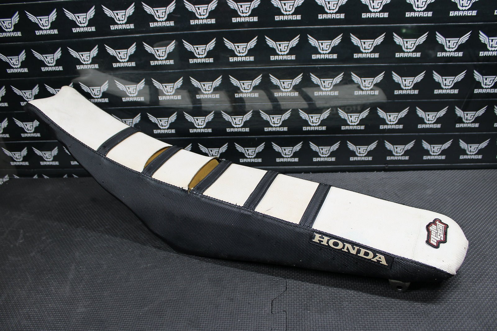 2013 10 - 13 Honda CRF250R Seat Saddle Foam Pan Moto Seat Cover 77100 - Men - A40 - hggarage