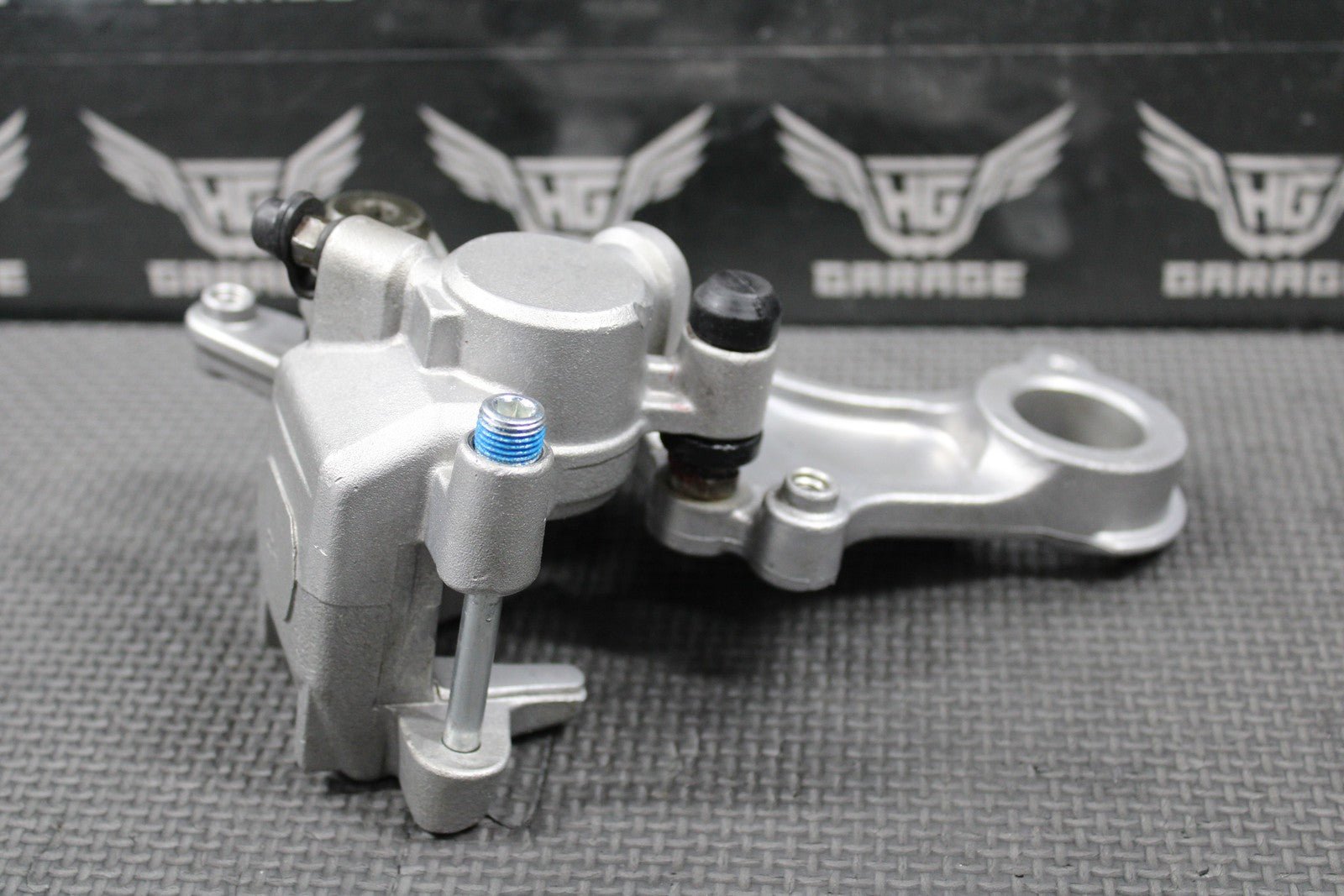 2000 2001 HONDA CR125R CR250R OEM NISSIN REAR BACK BRAKE CALIPER 43150 - KZ4 - J21 - hggarage