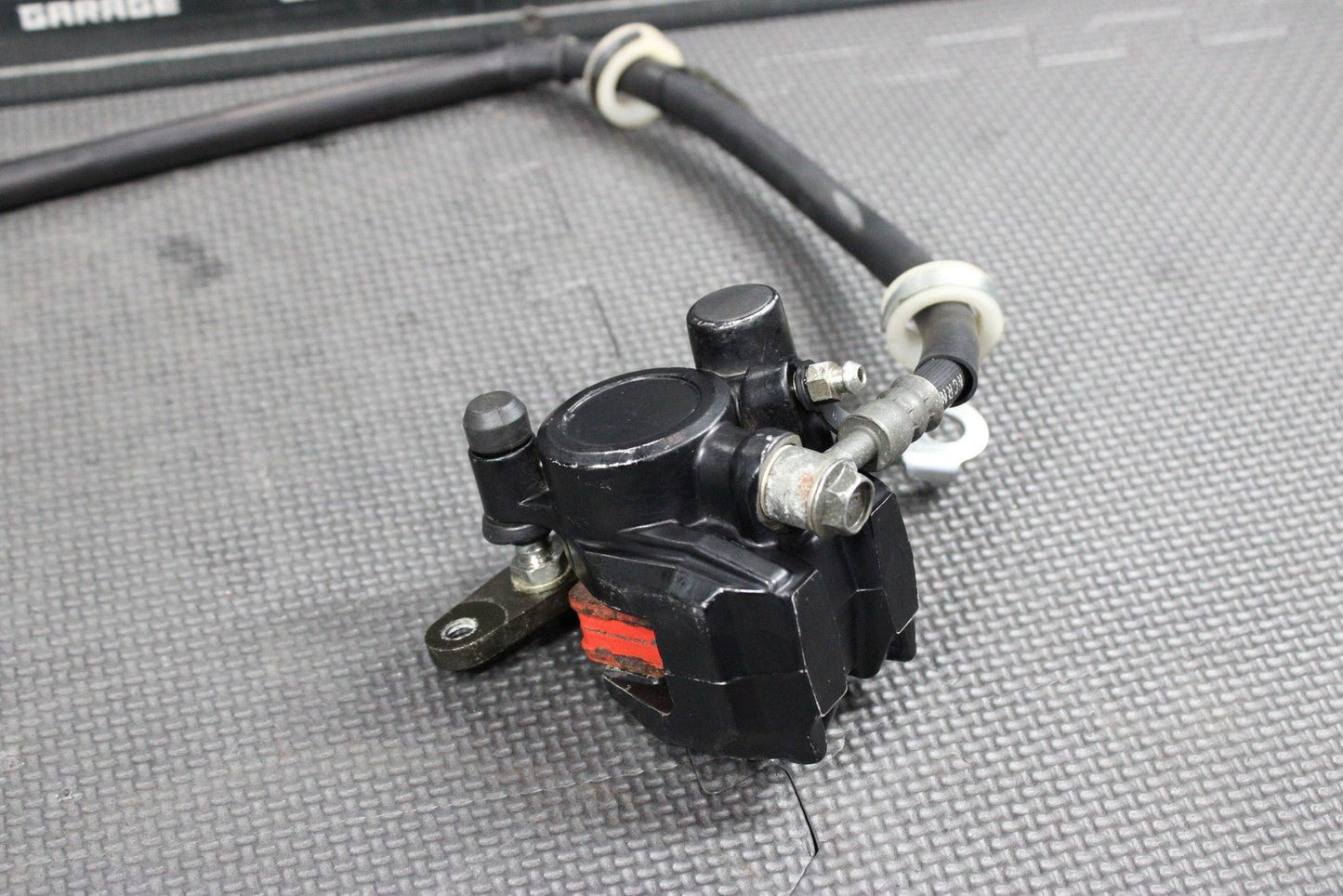2005 SUZUKI DR200SE OEM FRONT BRAKE CALIPER MASTER CYLINDER HOSE BRAKE LEVER KIT - hggarage