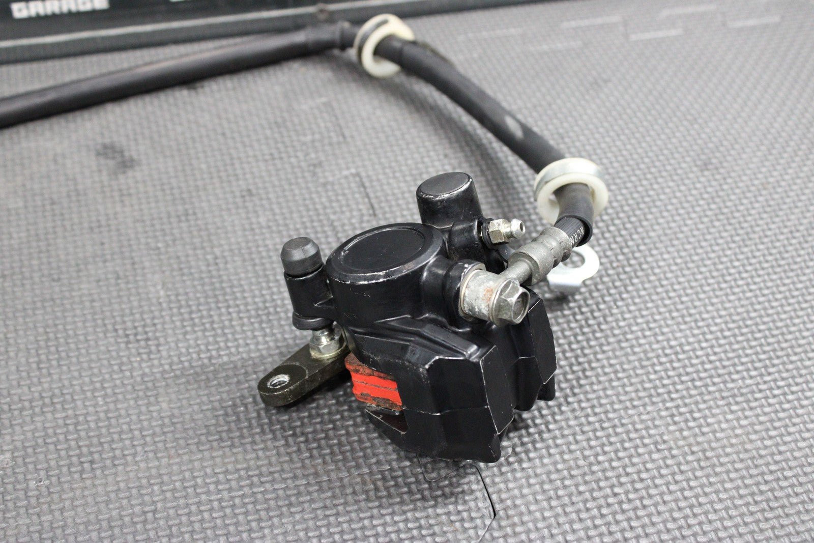 2005 SUZUKI DR200SE OEM FRONT BRAKE CALIPER MASTER CYLINDER HOSE BRAKE LEVER KIT - hggarage
