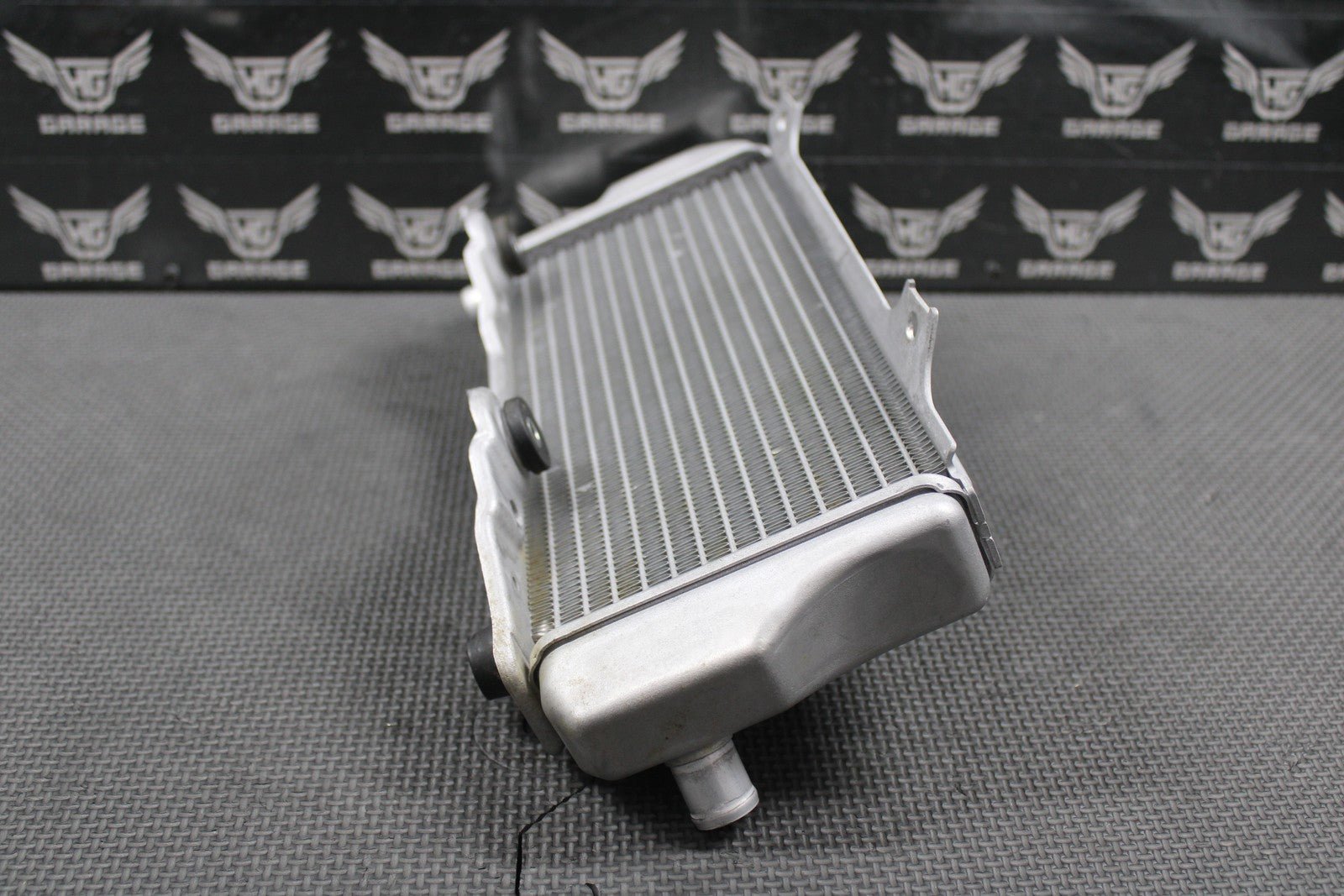 2019 SUZUKI 19 - 25 RMZ250 OEM LEFT SIDE RADIATOR COOLER RAD 17720 - 46K00 MINT! - hggarage