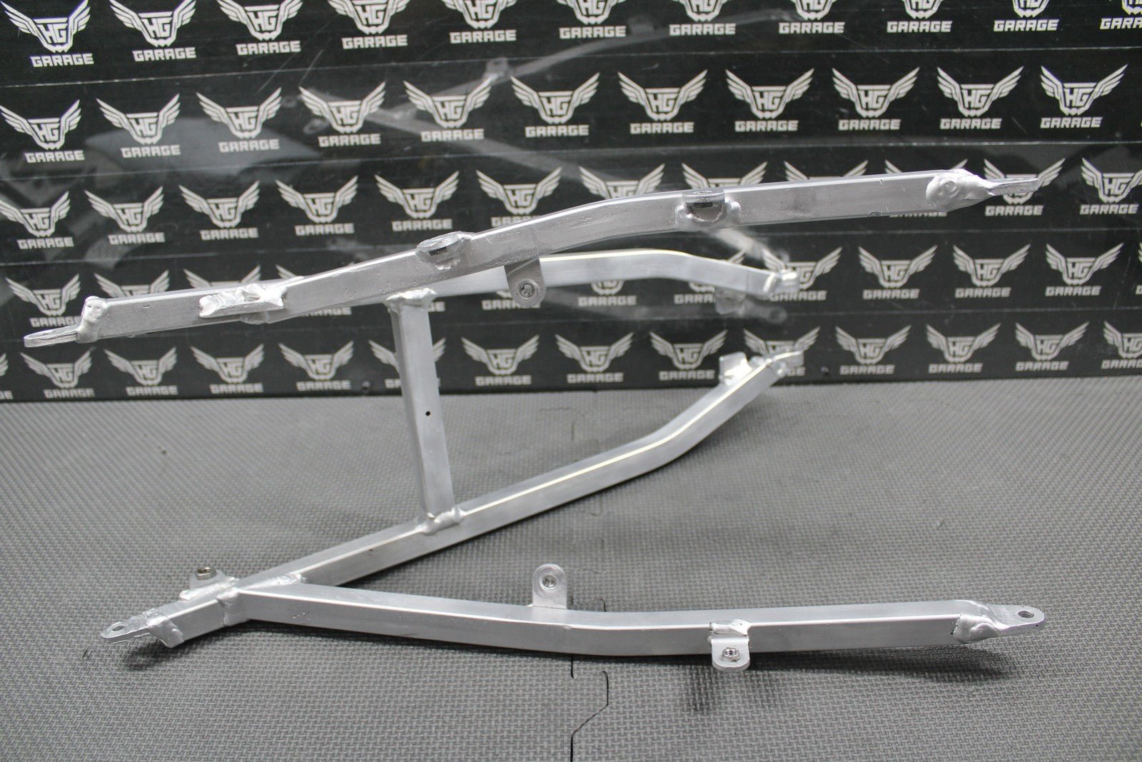 2000 2001 HONDA CR125R CR250R OEM REAR BACK SUB FRAME SUBFRAME 50200 - KZ3 - J30 - hggarage