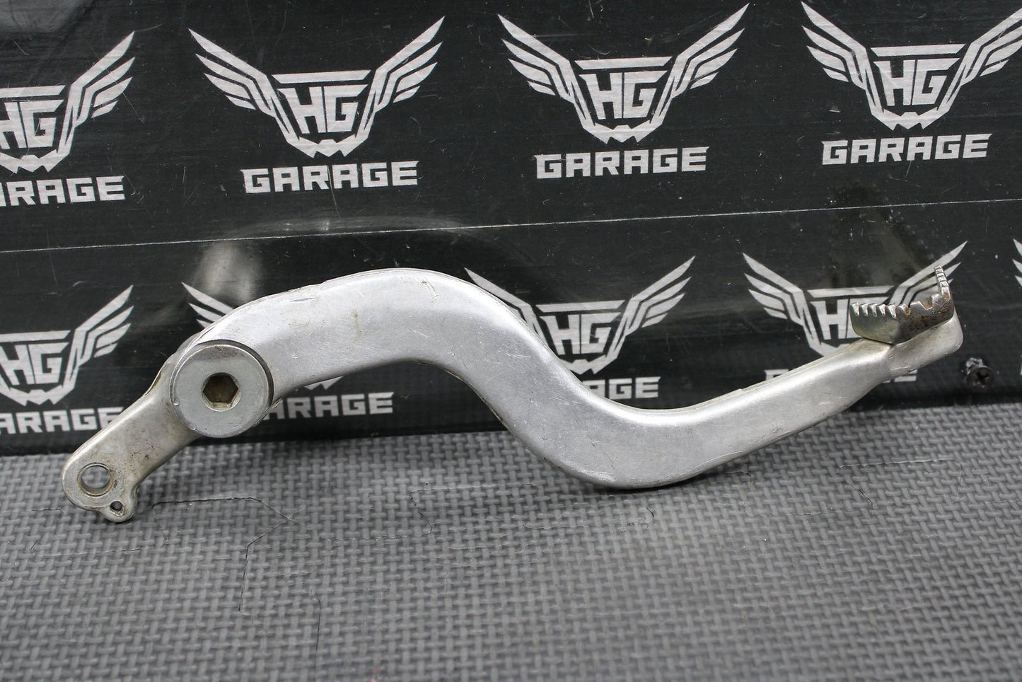 1998 1999 HONDA CR125R OEM RIGHT REAR BRAKE FOOT PEDAL LEVER 46510 - KZ4 - J00 - hggarage