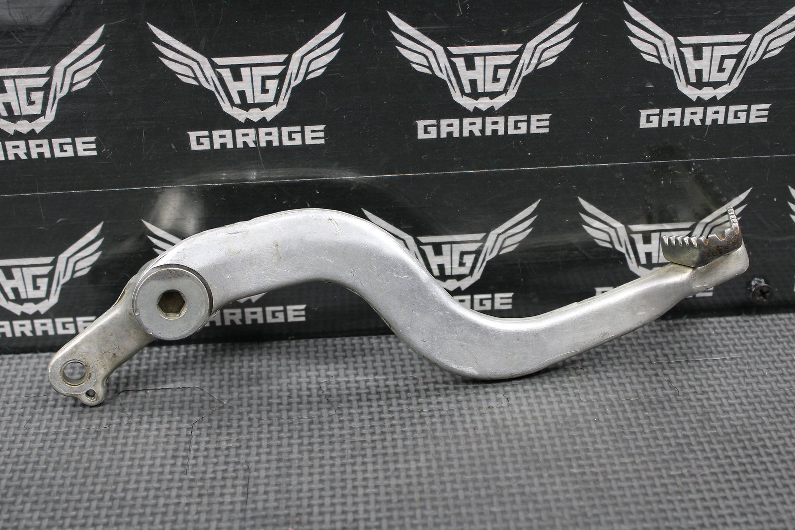 1998 1999 HONDA CR125R OEM RIGHT REAR BRAKE FOOT PEDAL LEVER 46510 - KZ4 - J00 - hggarage