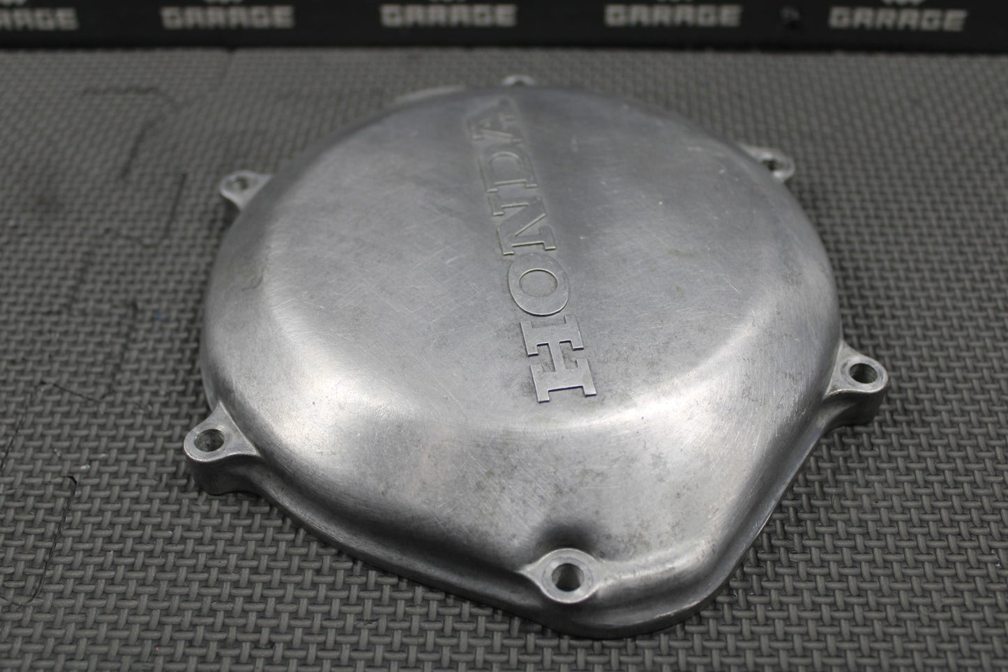 2001 HONDA 97 - 01 CR250R OEM RIGHT SIDE CASE OUTER CLUTCH COVER 11342 - KZ3 - B10 - hggarage