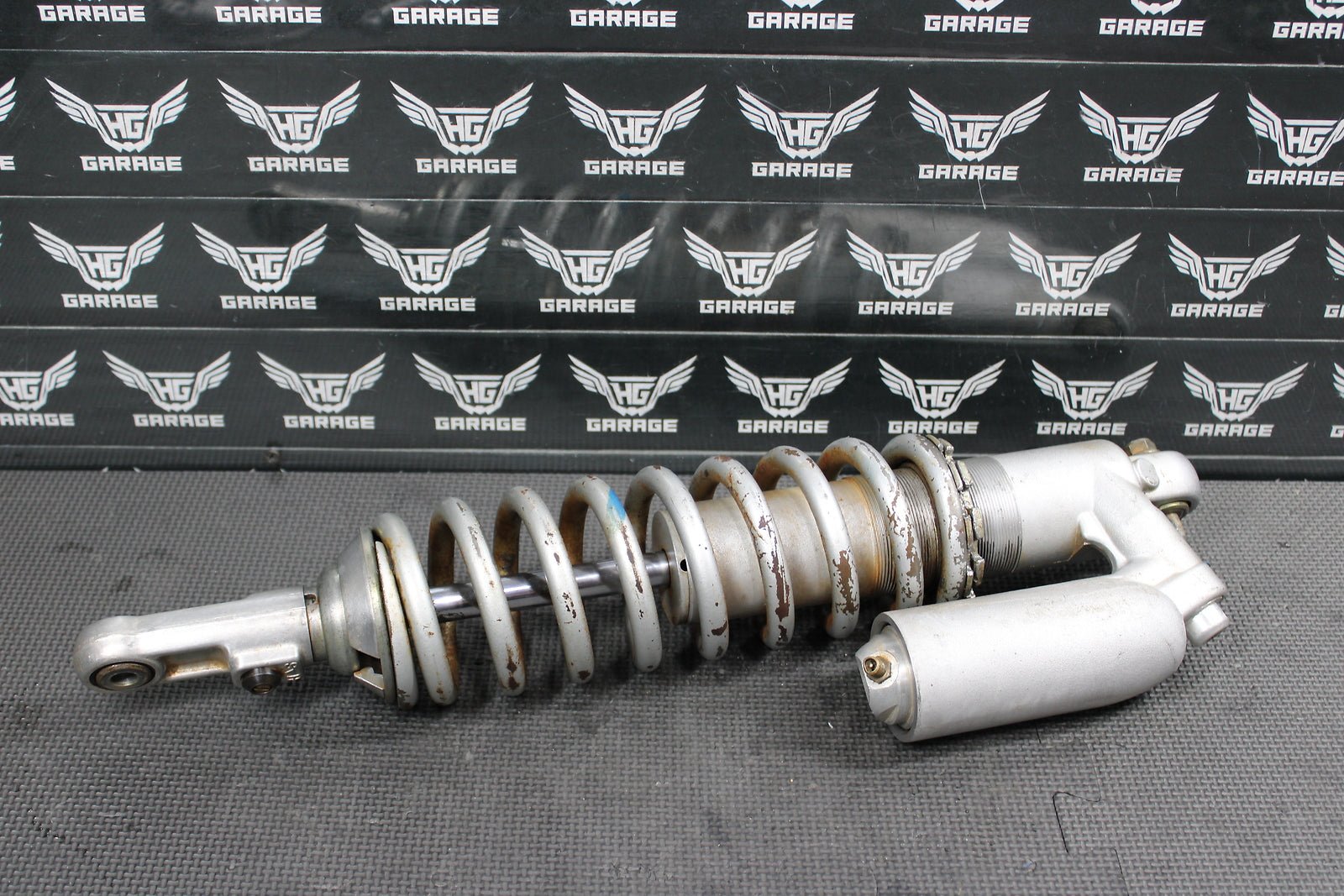 1998 YAMAHA YZ400F OEM REAR BACK SHOCK ABSORBER SUSPENSION - hggarage