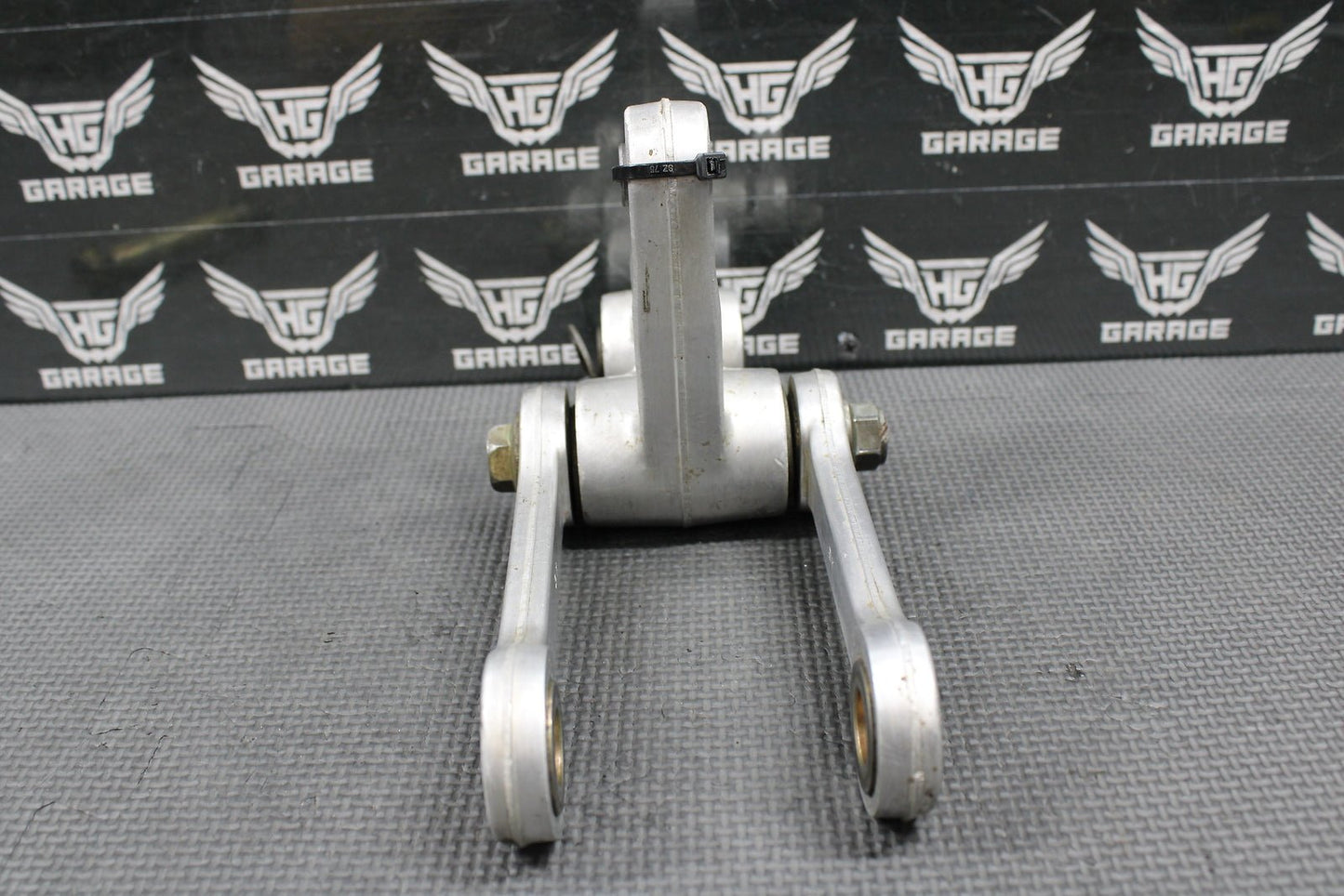 2000 SUZUKI 00 - 07 DRZ400 DRZ400E OEM REAR SHOCK LINKAGE LEVER ROD 62600 - 29821 - hggarage