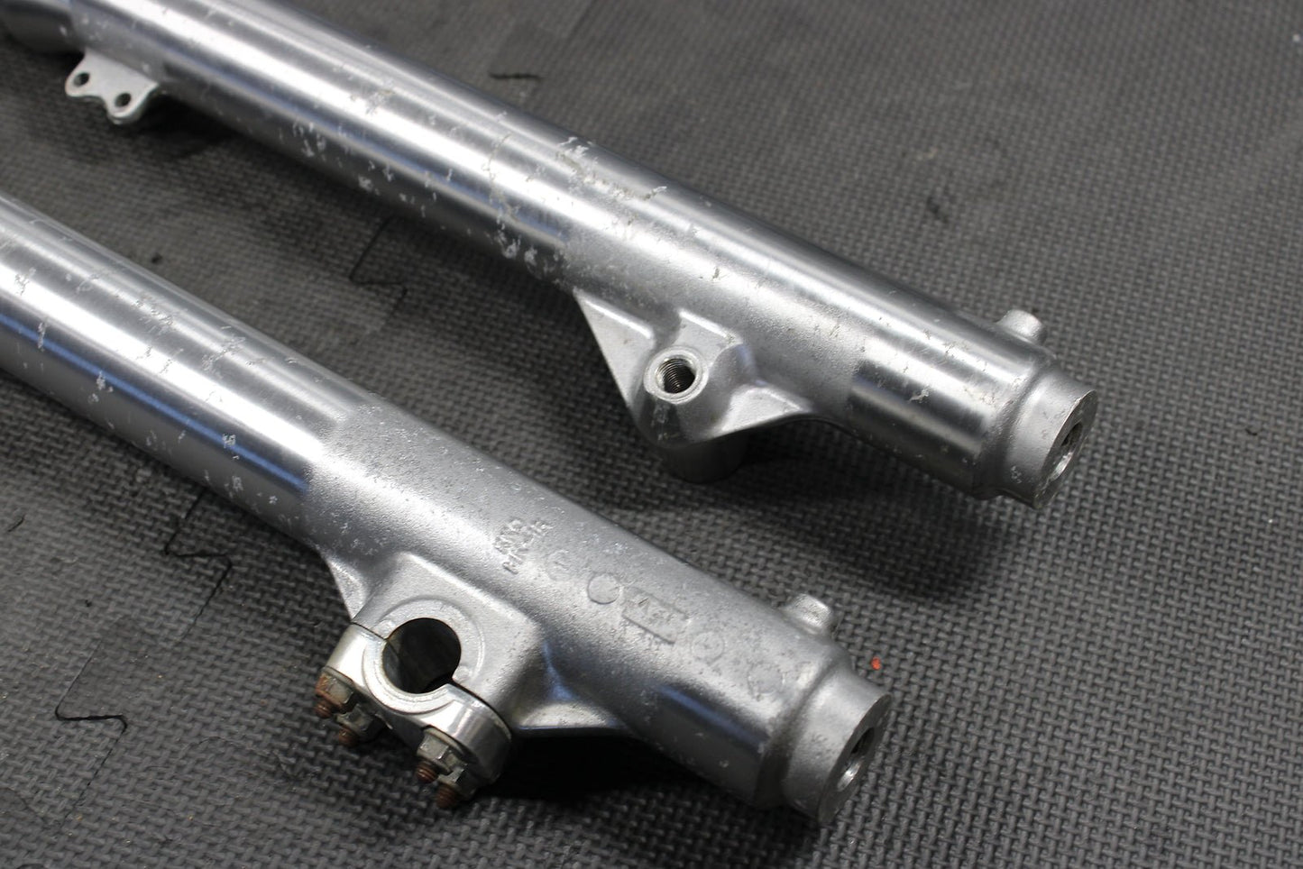 2002 Honda XR200R 95 - 02 OEM KYB Right Left Front Suspension Forks Shocks 51480 - K - hggarage