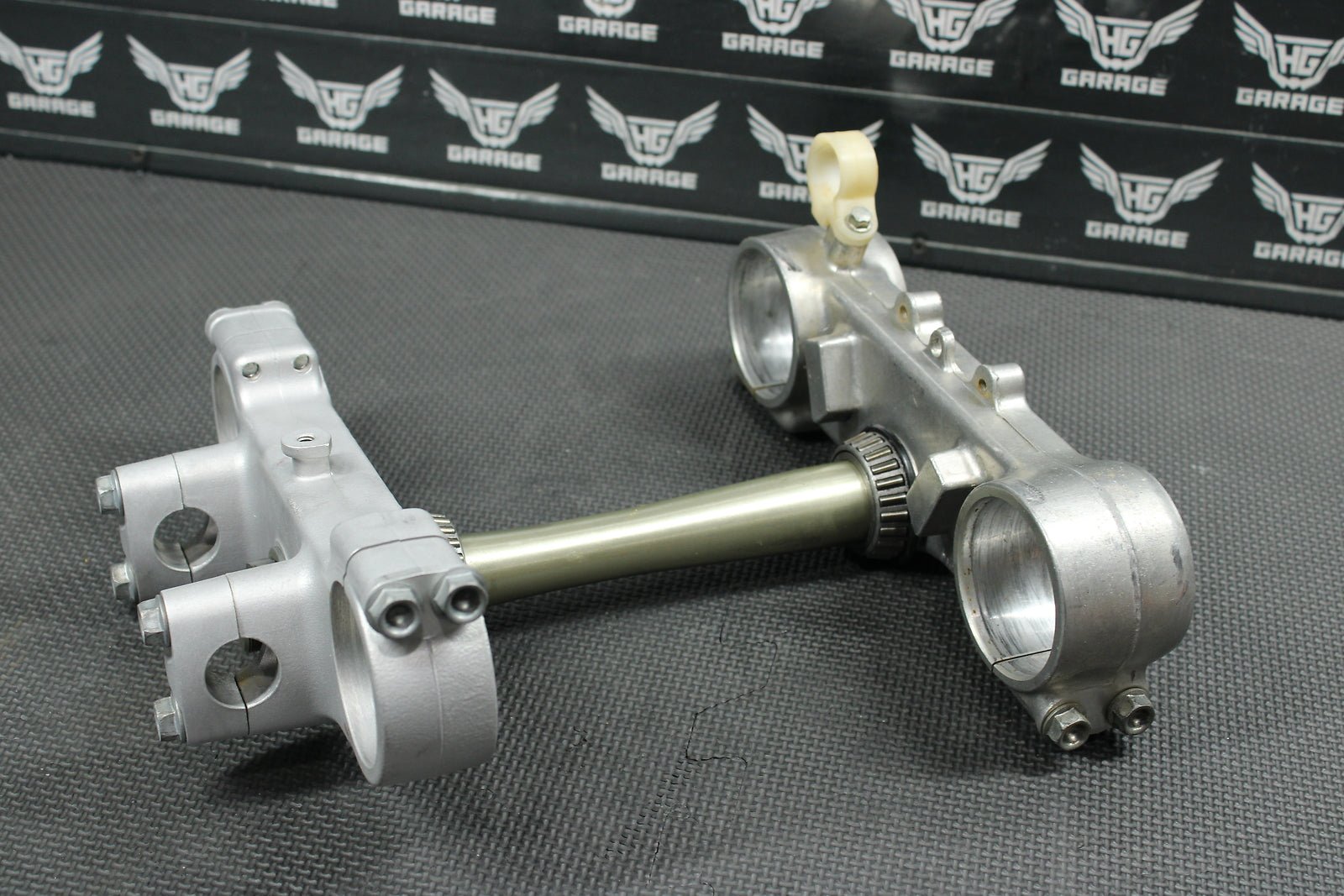 1999 Honda CR125R OEM Front Forks Lower Upper Triple Tree Stem Clamp - hggarage
