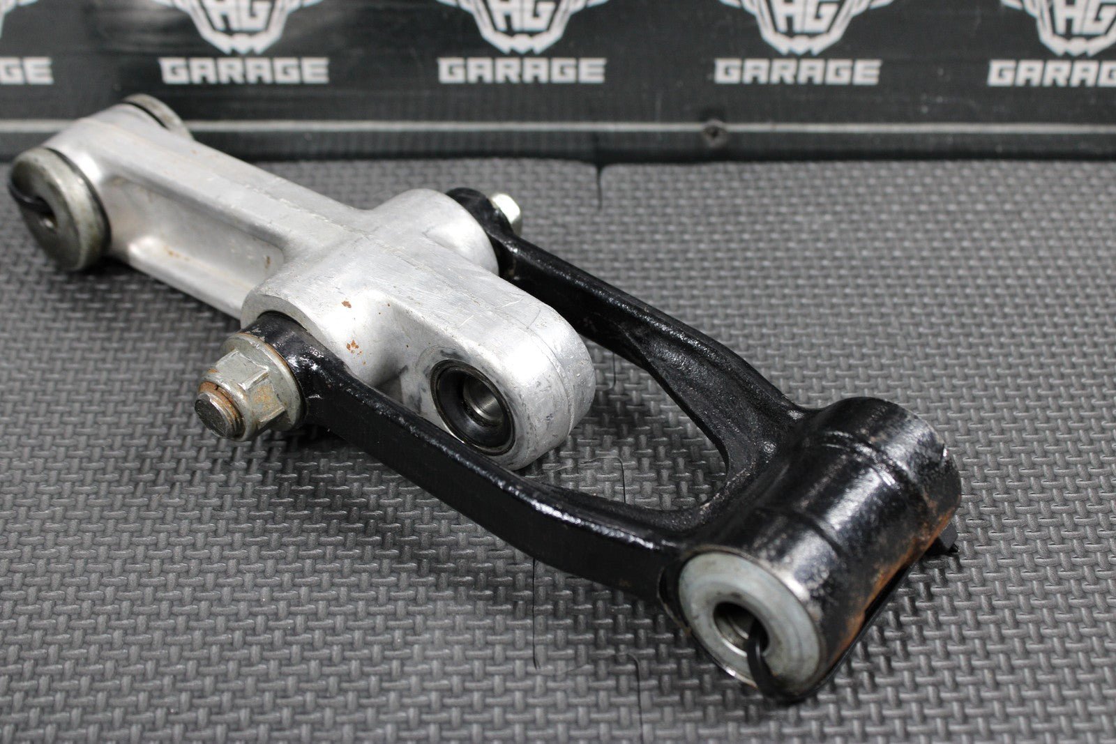 2001 SUZUKI RM80 OEM REAR SHOCK LINKAGE LINKS RELAY ARM 62600 - 02840 62600 - 03850 - hggarage