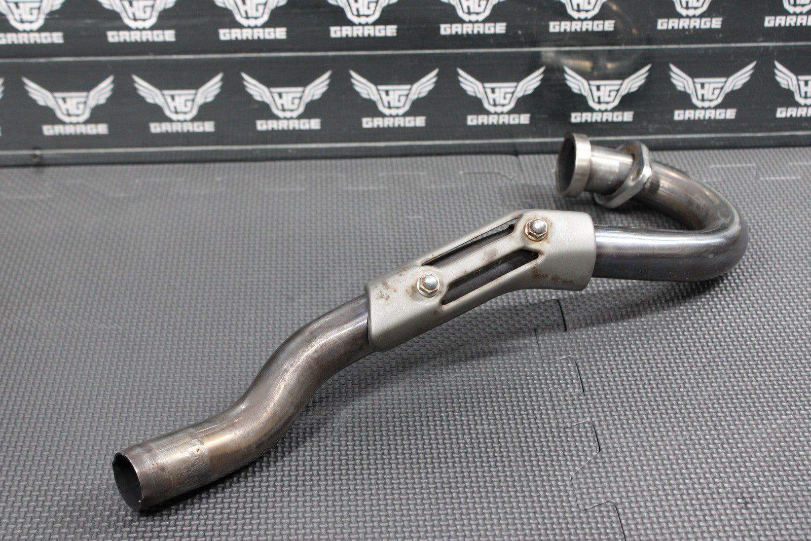 2005 SUZUKI 01 - 05 DR200SE OEM EXHAUST PIPE CHAMBER HEADER 14150 - 42A22 - hggarage