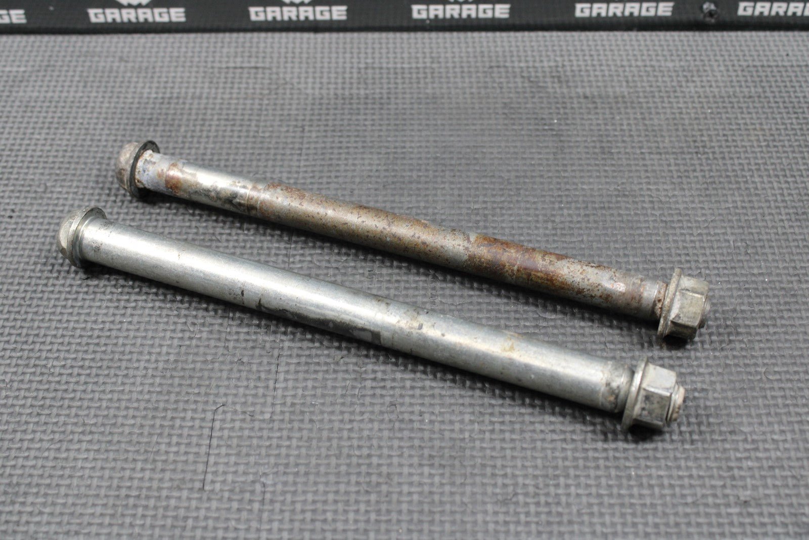 2009 KAWASAKI KLX250SF OEM SWINGARM BOLT SUSPENSION LINKAGE PIVOT SHAFT BOLTS - hggarage