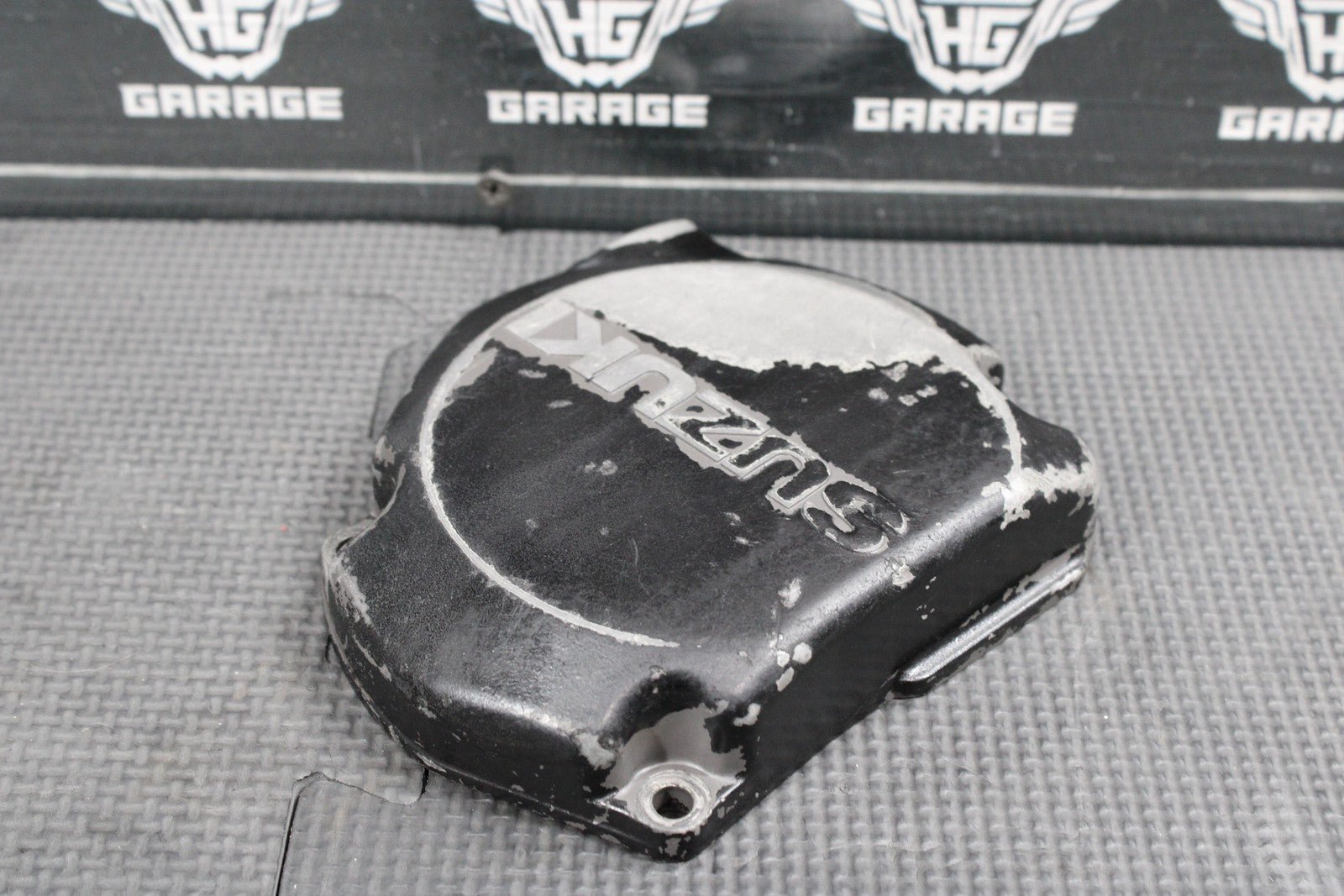 2000 SUZUKI RM125 OEM RIGHT SIDE STATOR GENERATOR MAGNETO COVER 11351 - 36F00 - hggarage