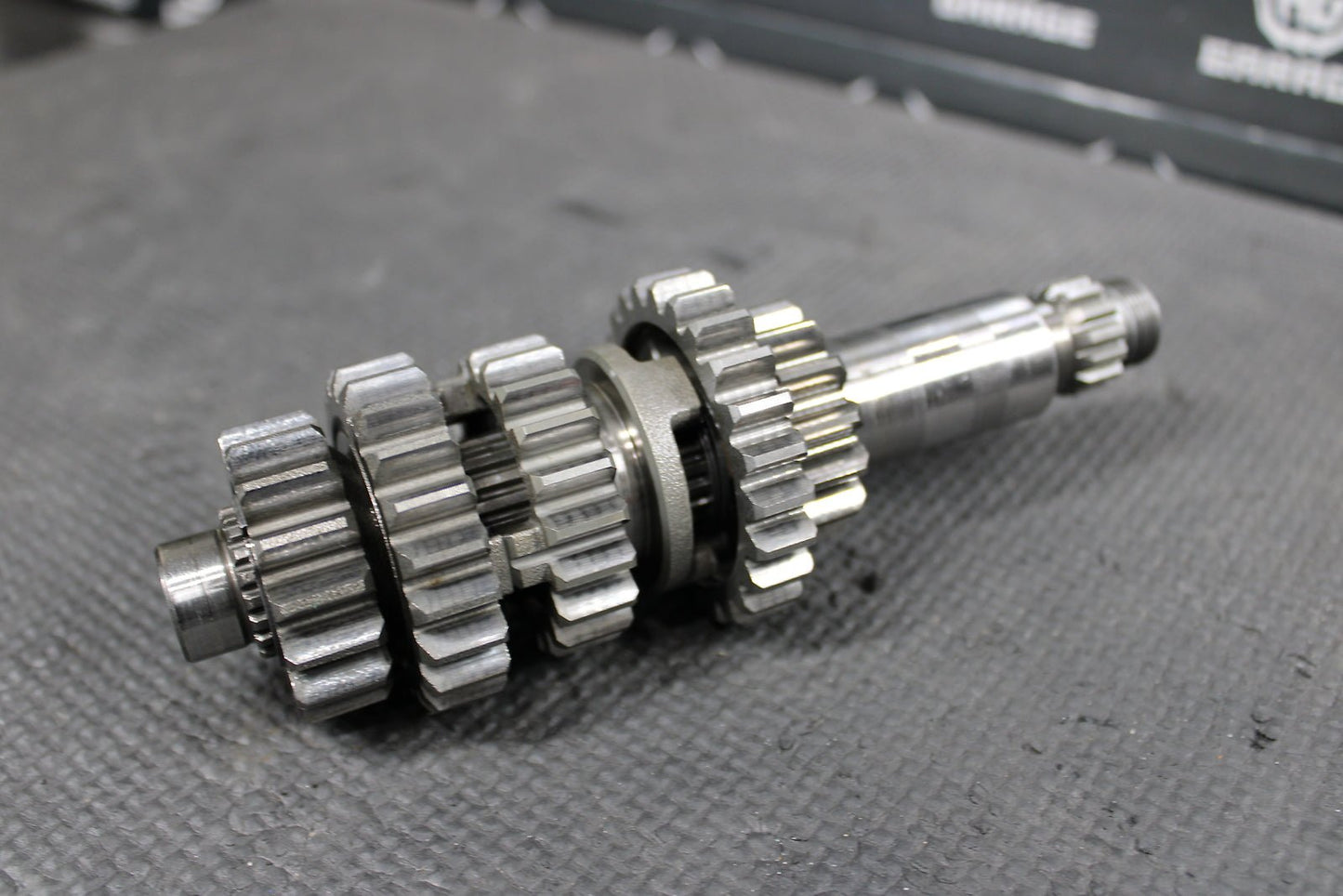 2006 YAMAHA YZ250F OEM ENGINE TRANSMISSION TRANNY ASSEMBLY GEARS - hggarage