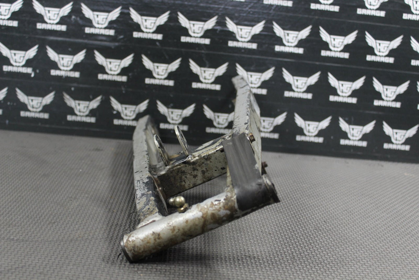 2001 KTM 50 SX 98 - 01 SWINGARM SWING ARM REAR SUSPENSION PIVOT 45004030300 - hggarage