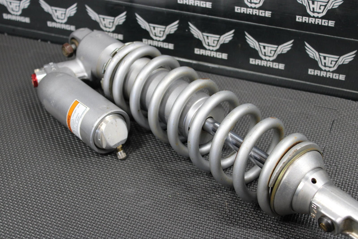 2002 YAMAHA YZ426F OEM REAR BACK SHOCK ABSORBER SUSPENSION 5SF - 22210 - 00 - 00 - hggarage