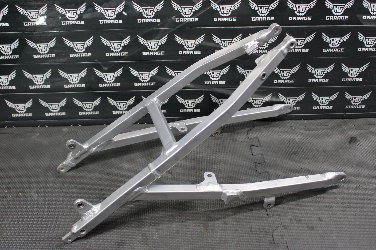 2002 HONDA CRF450R OEM REAR BACK SUB FRAME SUBFRAME 50200 - MEB - 670 - hggarage
