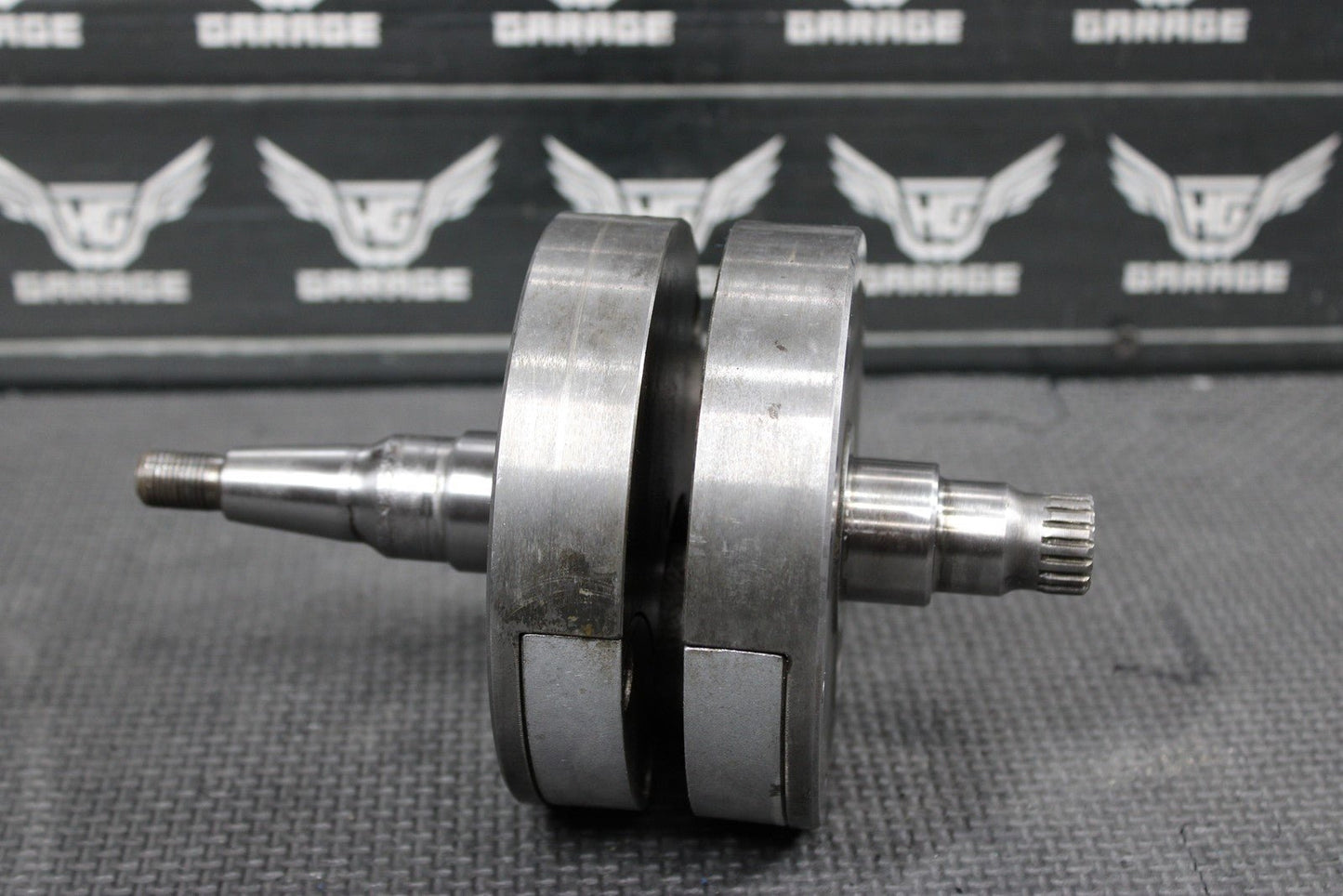 1996 SUZUKI RM250 OEM MODEL T ENGINE CRANKSHAFT CRANK SHAFT 12200 - 37E40 - hggarage