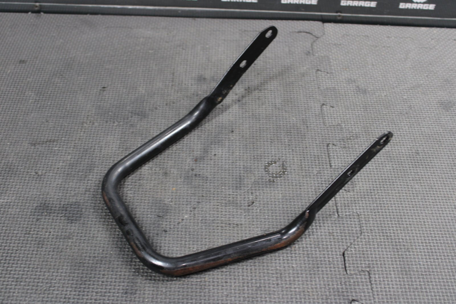 2000 Yamaha 00 - 07 TTR90 TTR90E OEM Rear Handle Standing Grab Bar 5HN - 2127A - 00 - 00 - hggarage