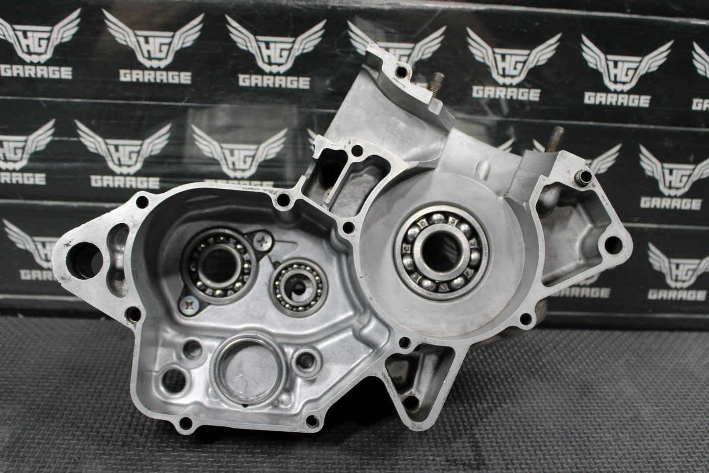 1998 HONDA CR125R OEM LEFT ENGINE MOTOR CRANKCASE CRANK CASES BLOCK READ DESC! - hggarage