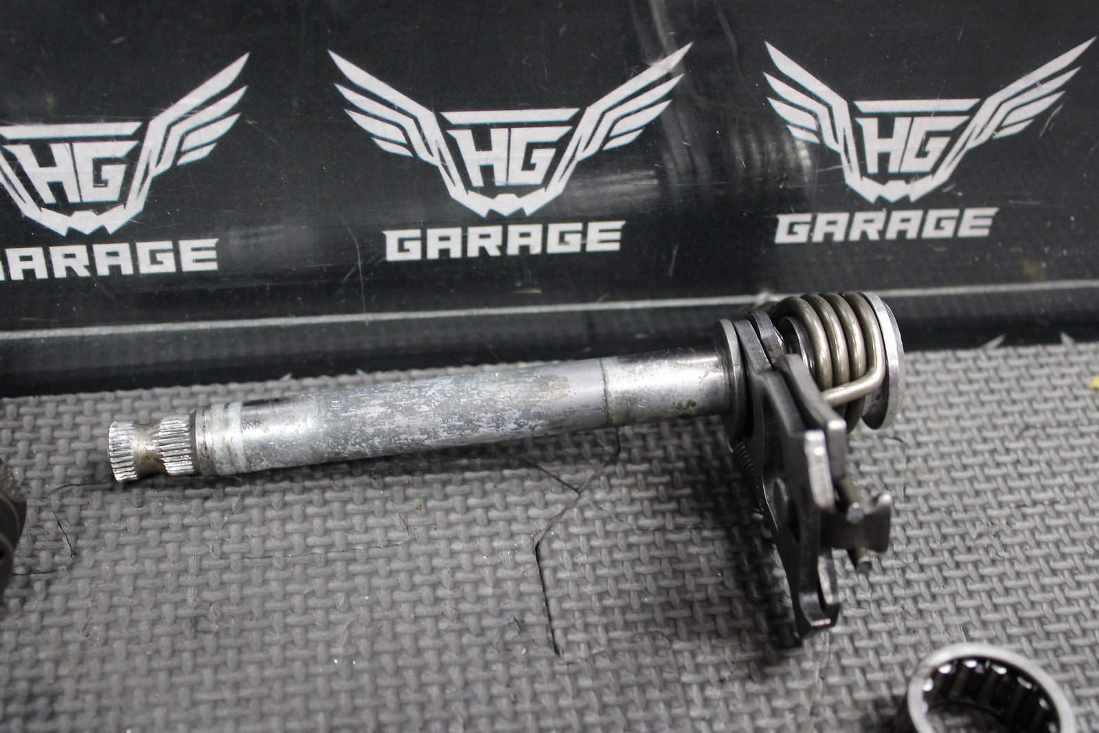 1991 Kawasaki KDX250 OEM Engine Transmission Tranny Assembly Gears 13127 - 1204 - hggarage