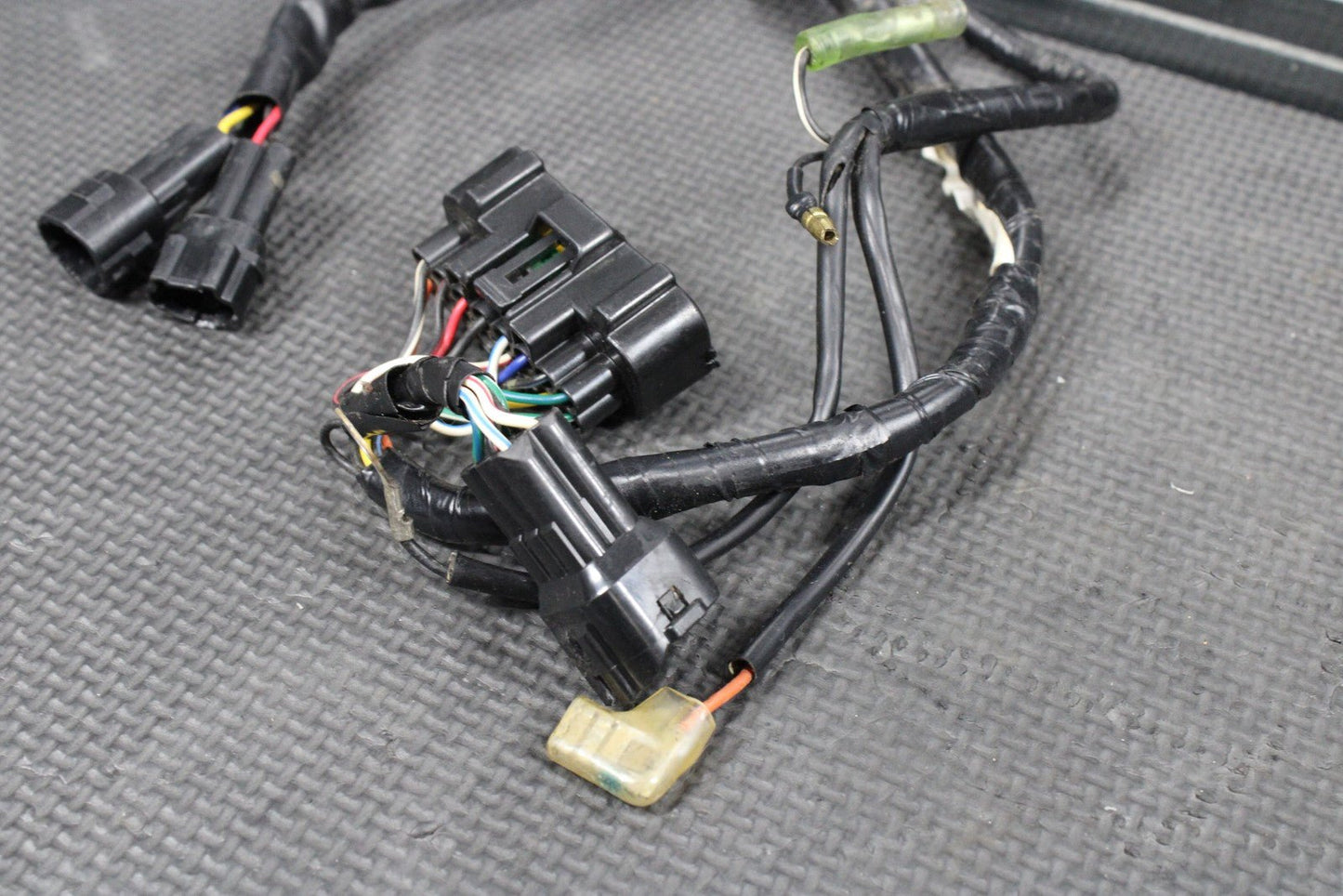 2002 YAMAHA YZ250 OEM MAIN ENGINE WIRING HARNESS MOTOR WIRE LOOM - hggarage