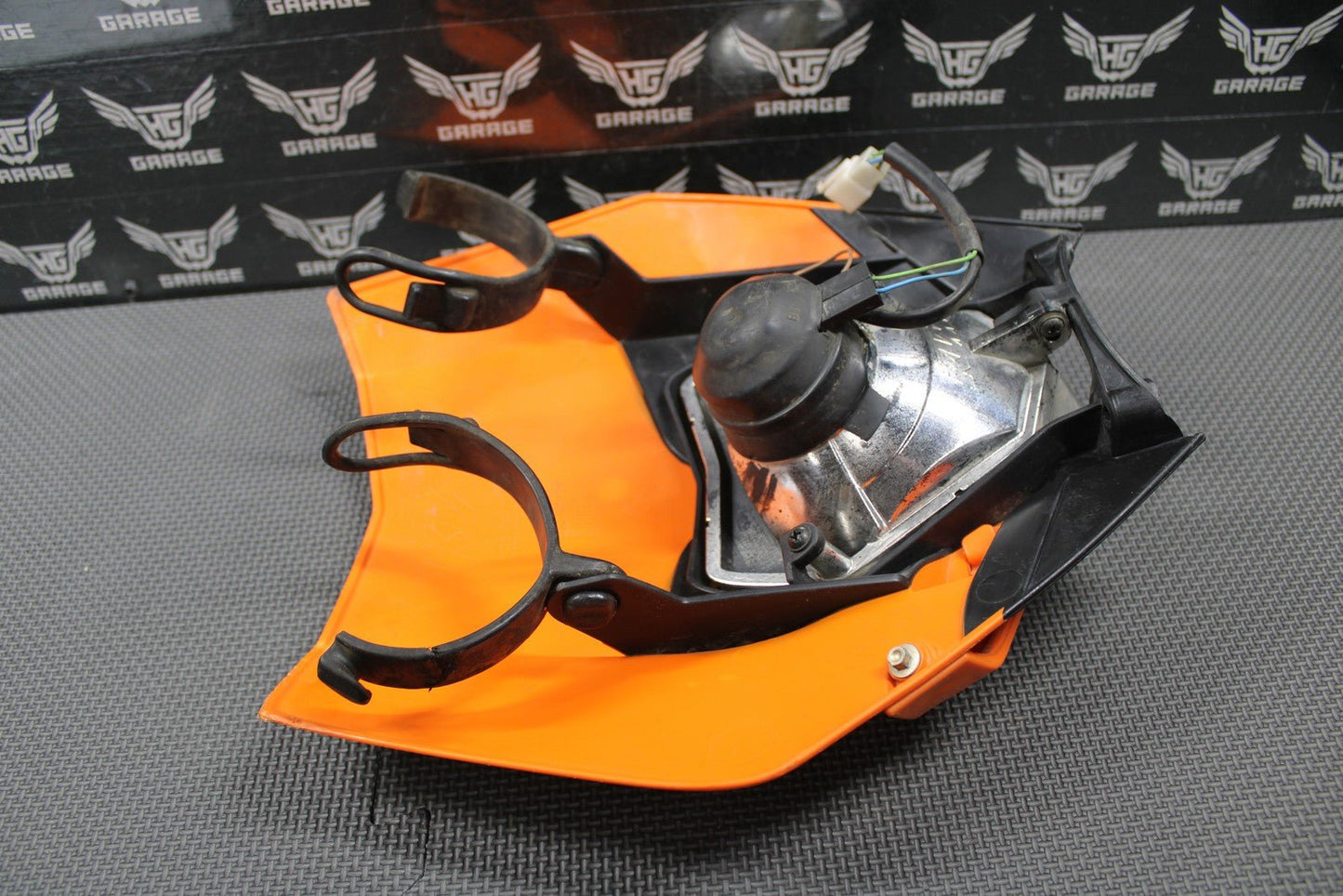 2010 KTM 250 XCF - W OEM HEADLIGHT SHROUD NUMBER PLATE HEAD LIGHT 7730800704404 - hggarage