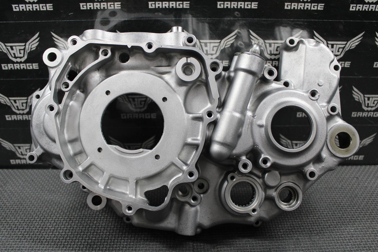 2003 KAWASAKI KLX400SR DRZ400 OEM LEFT RIGHT CRANKCASE CRANK CASE SET 14001 - S015 - hggarage