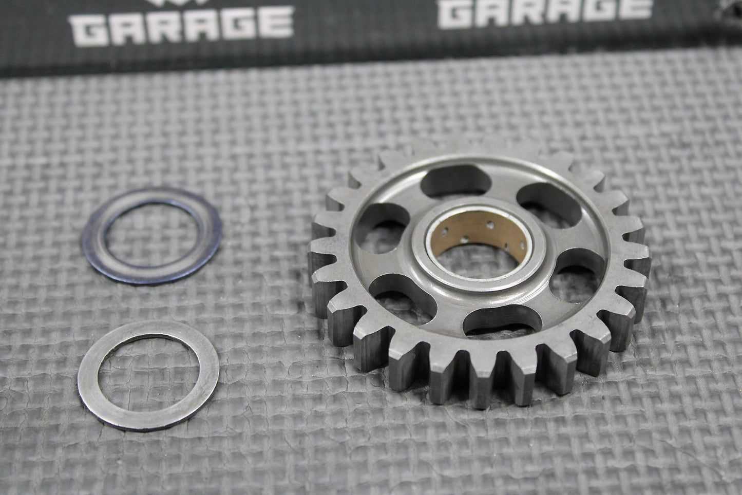 1985 HONDA CR125R OEM KICKSTART KICK START SHAFT W IDLER GEAR 28210 - KA3 - 710 - hggarage