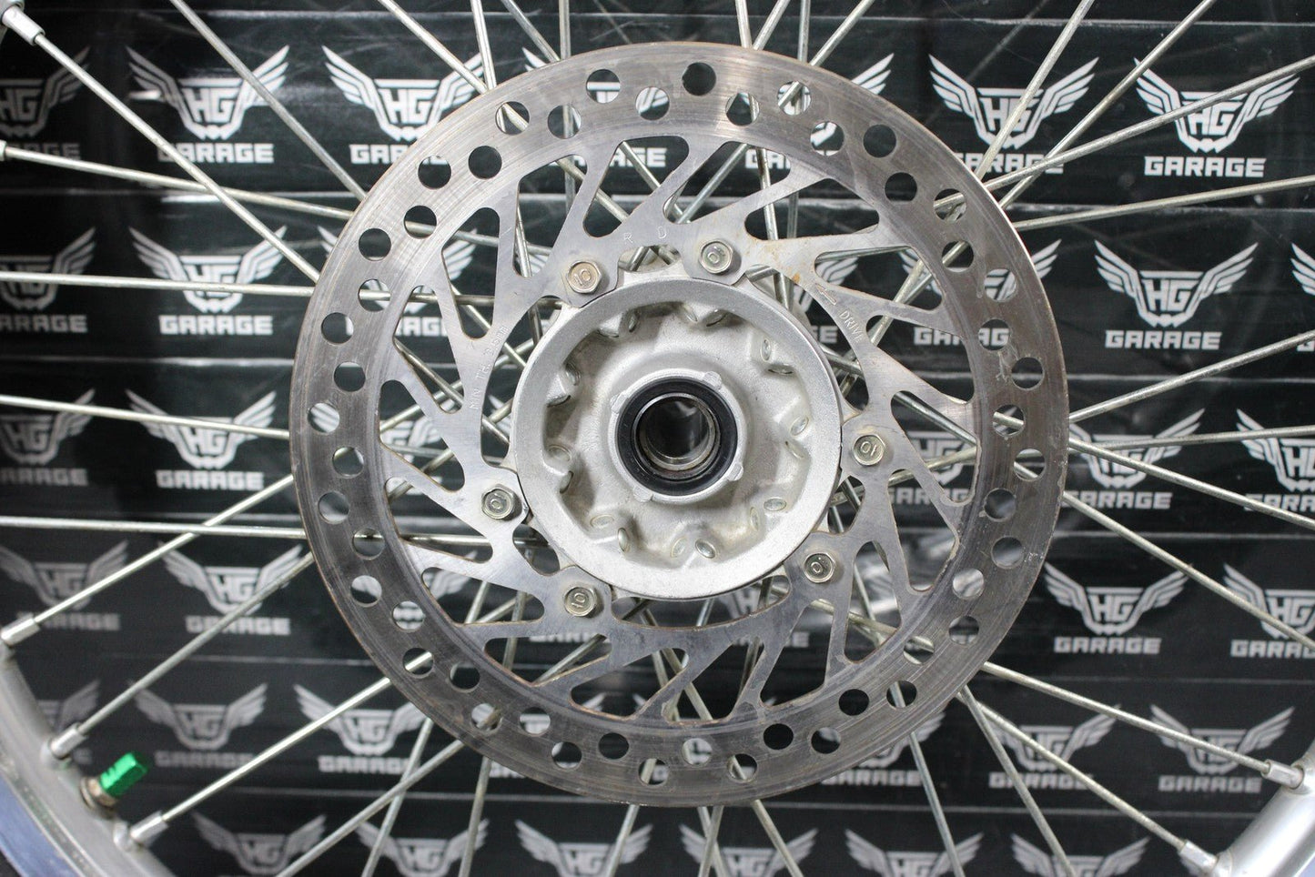 2002 HONDA 02 - 03 CR250R OEM FRONT WHEEL RIM HUB SPOKES ASSEMLBY 44650 - KZ3 - J40 - hggarage