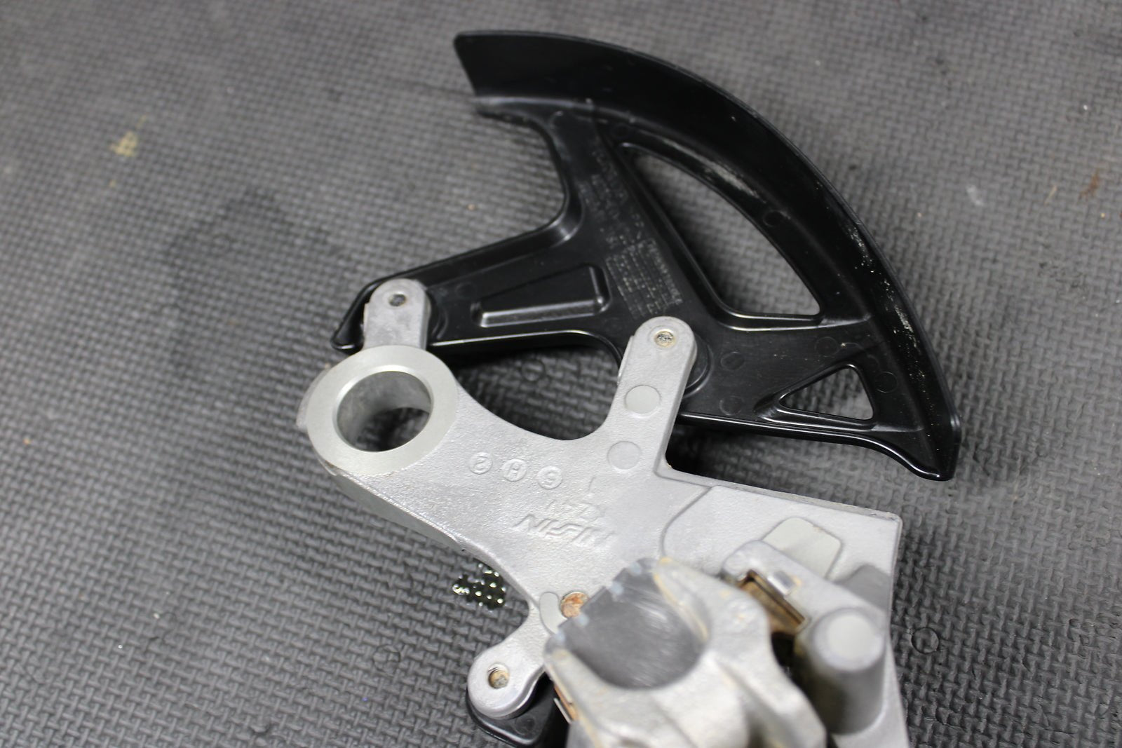 2016 HONDA CRF250R OEM NISSIN REAR BACK BRAKE CALIPER MASTER CYLINDER ASSEMBLY - hggarage